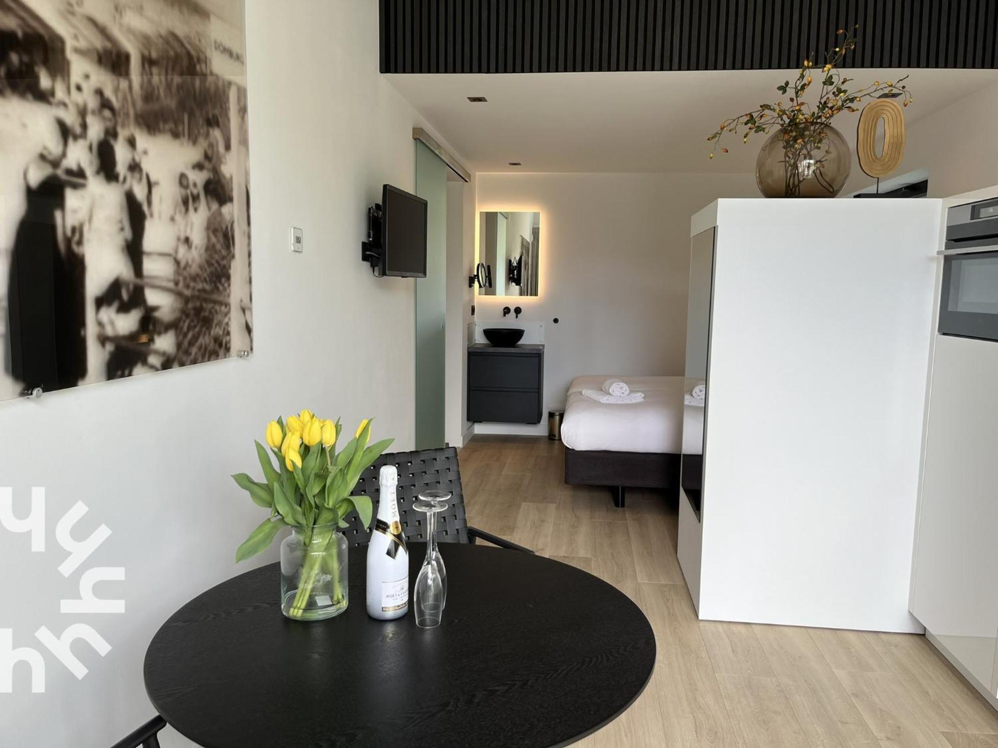 Apartment Chique Rustig Gelegen In
