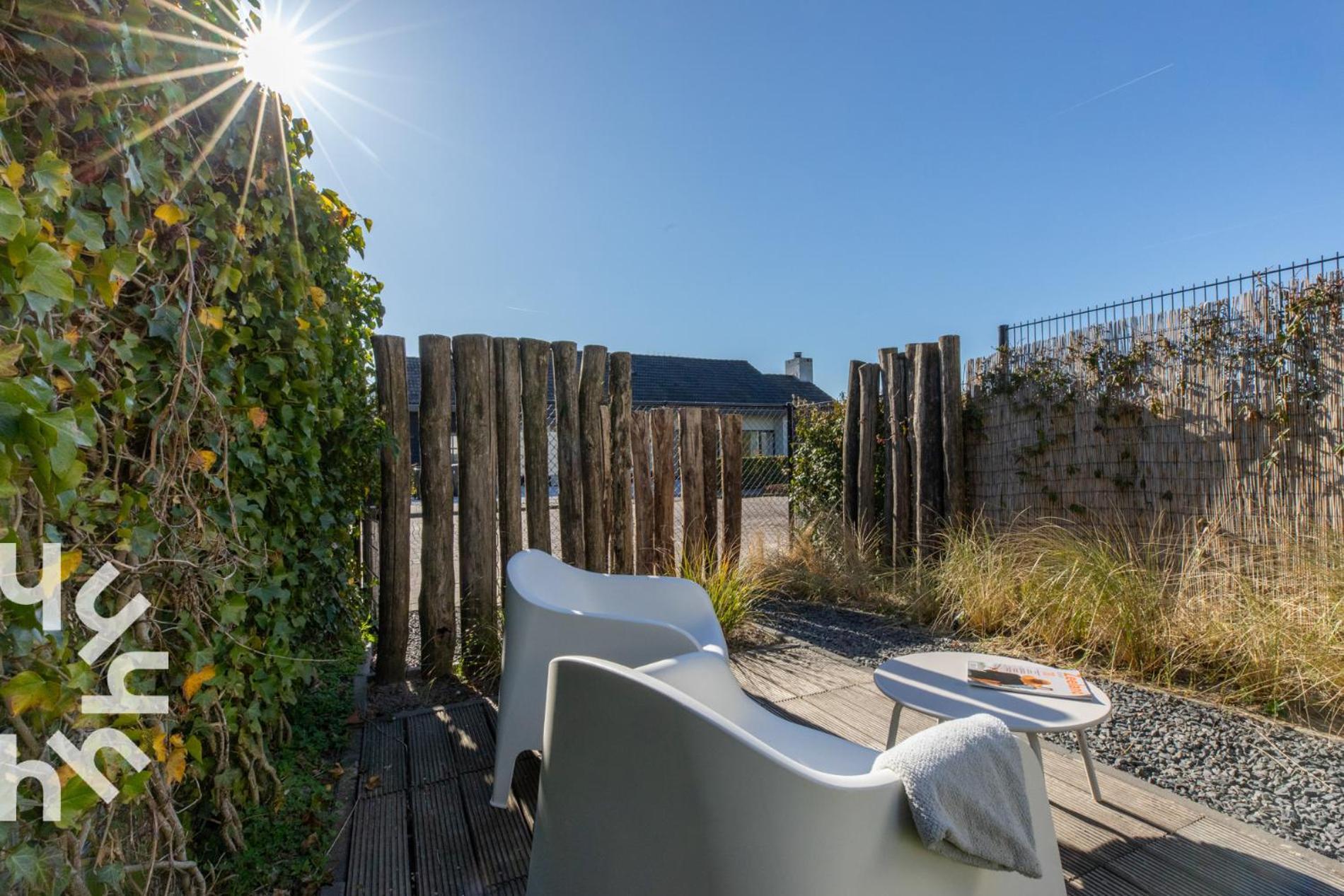 Apartment Chique Rustig Gelegen In *